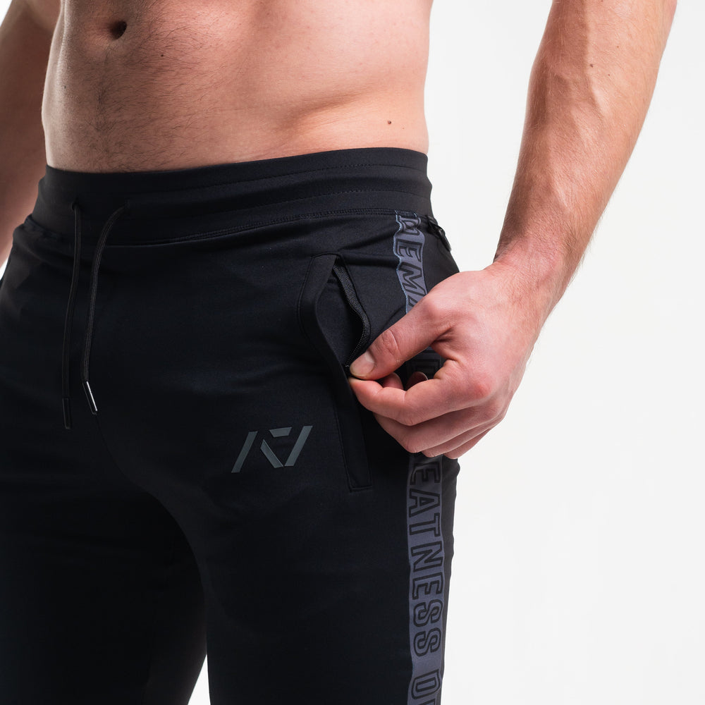 
                      
                        Defy joggers are just as comfortable in the gym as they are going out. These are made with premium moisture-wicking 4-way-stretch material for greater range of motion. These are a great fit for both men and women. Genouill�res powerlifting shipping to France, Spain, Ireland, Germany, Italy, Sweden and EU.
                      
                    