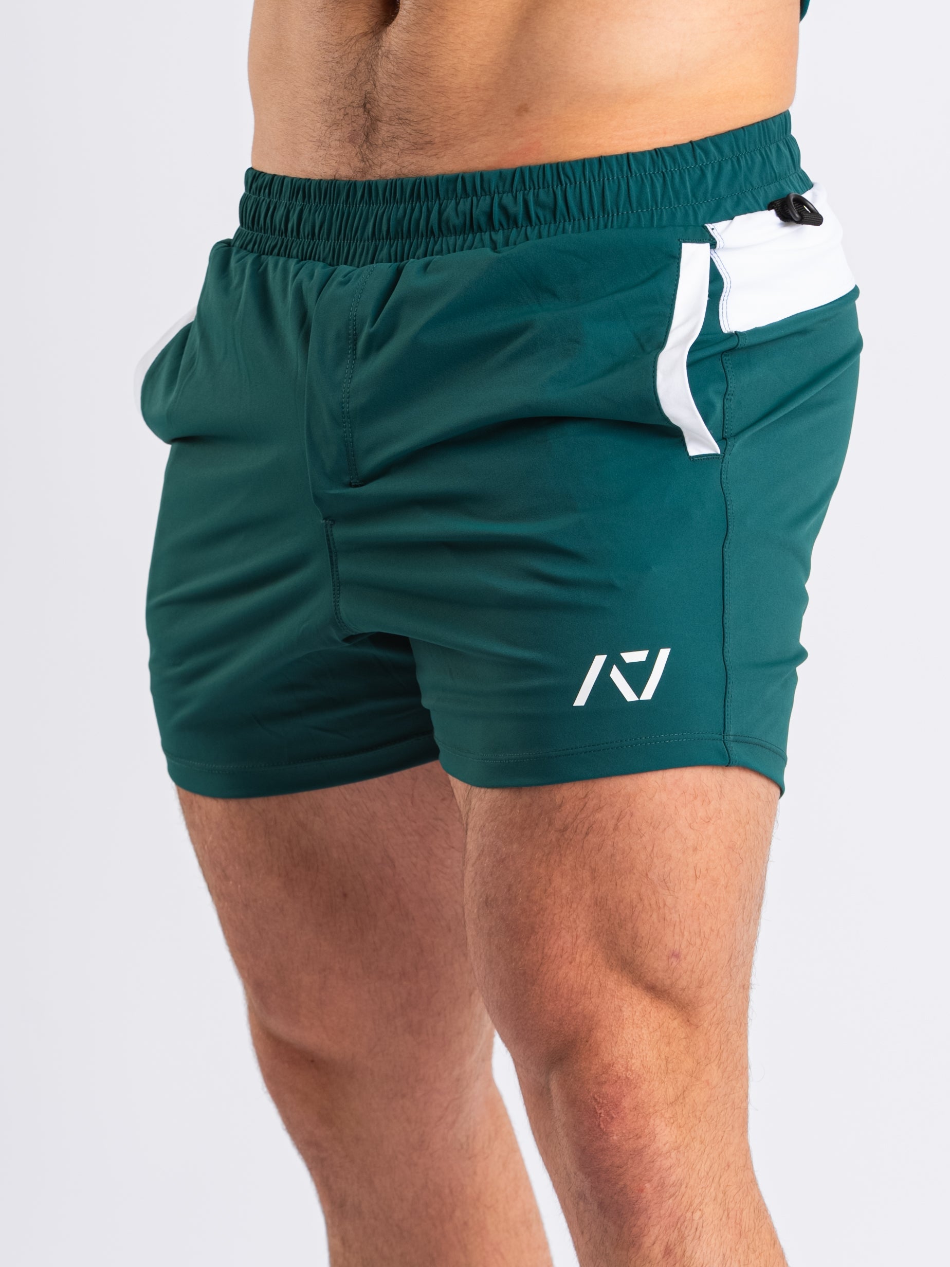 360GO was created to provide the flexibility for all movements in your training while offering comfort. These shorts offer 360 degrees of stretch in all angles and allow you to remain comfortable without limiting any movement in both training and life environments. Designed with a wide drawstring to easily adjust your waist without slipping. Purchase 360GO KWD Squat Shorts from A7 UK. Genouill�res powerlifting shipping to France, Spain, Ireland, Germany, Italy, Sweden and EU. 