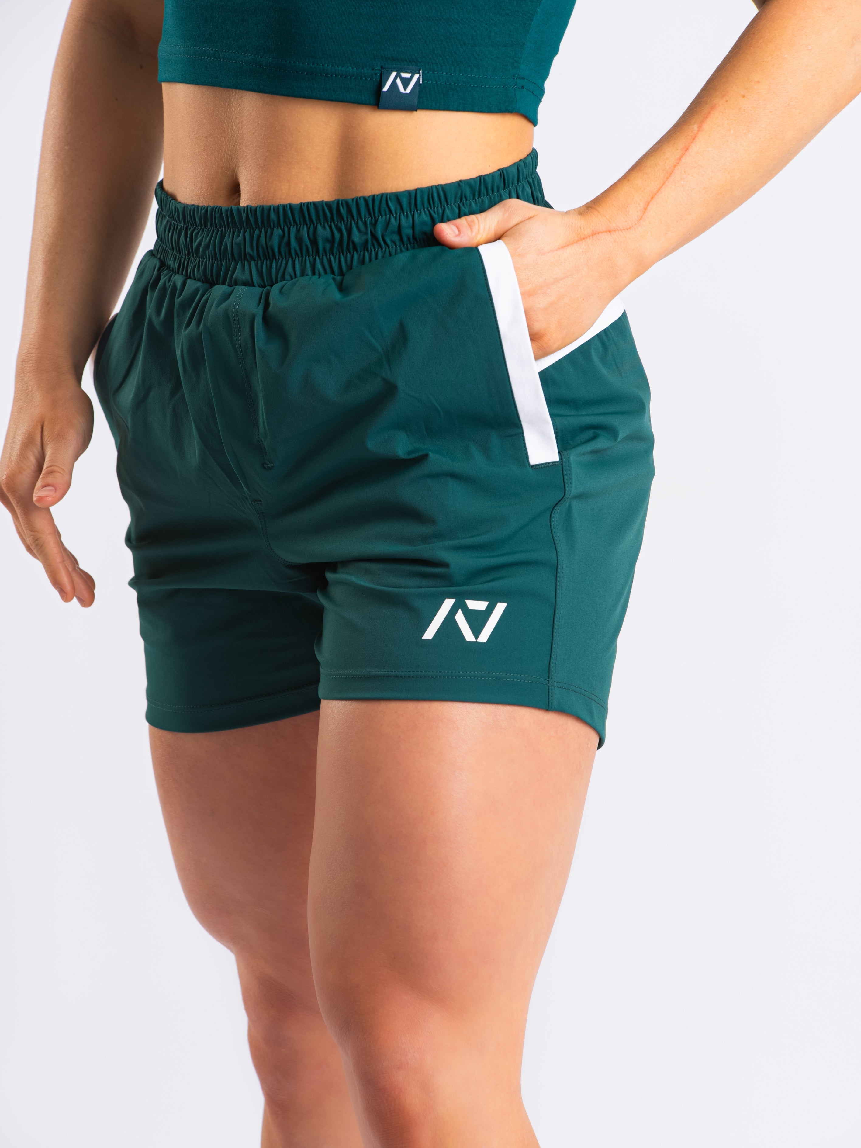 360GO was created to provide the flexibility for all movements in your training while offering comfort. These shorts offer 360 degrees of stretch in all angles and allow you to remain comfortable without limiting any movement in both training and life environments. Designed with a wide drawstring to easily adjust your waist without slipping. Purchase 360GO KWD Squat Shorts from A7 UK. Genouill�res powerlifting shipping to France, Spain, Ireland, Germany, Italy, Sweden and EU. 