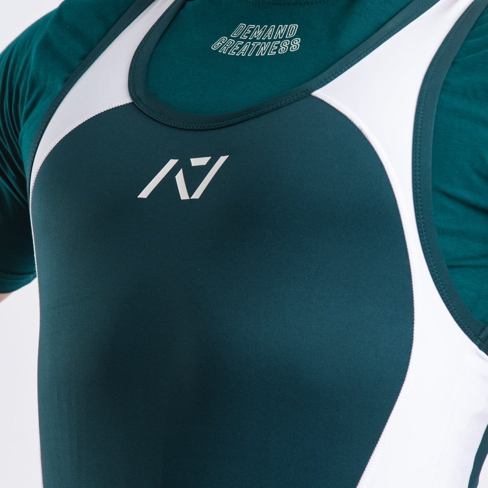 
                      
                        A7 IPF Approved Emerald Forás Luno singlet features extra lat mobility, side panel stitching to guide the squat depth level and curved panel design for a slimming look.  The IPF Approved Kit includes Luno Powerlifting Singlet, A7 Meet Shirt, A7 Zebra Wrist Wraps, A7 Deadlift Socks, Hourglass Knee Sleeves (Stiff Knee Sleeves and Rigor Mortis Knee Sleeves). Genouill�res powerlifting shipping to France, Spain, Ireland, Germany, Italy, Sweden and EU.
                      
                    