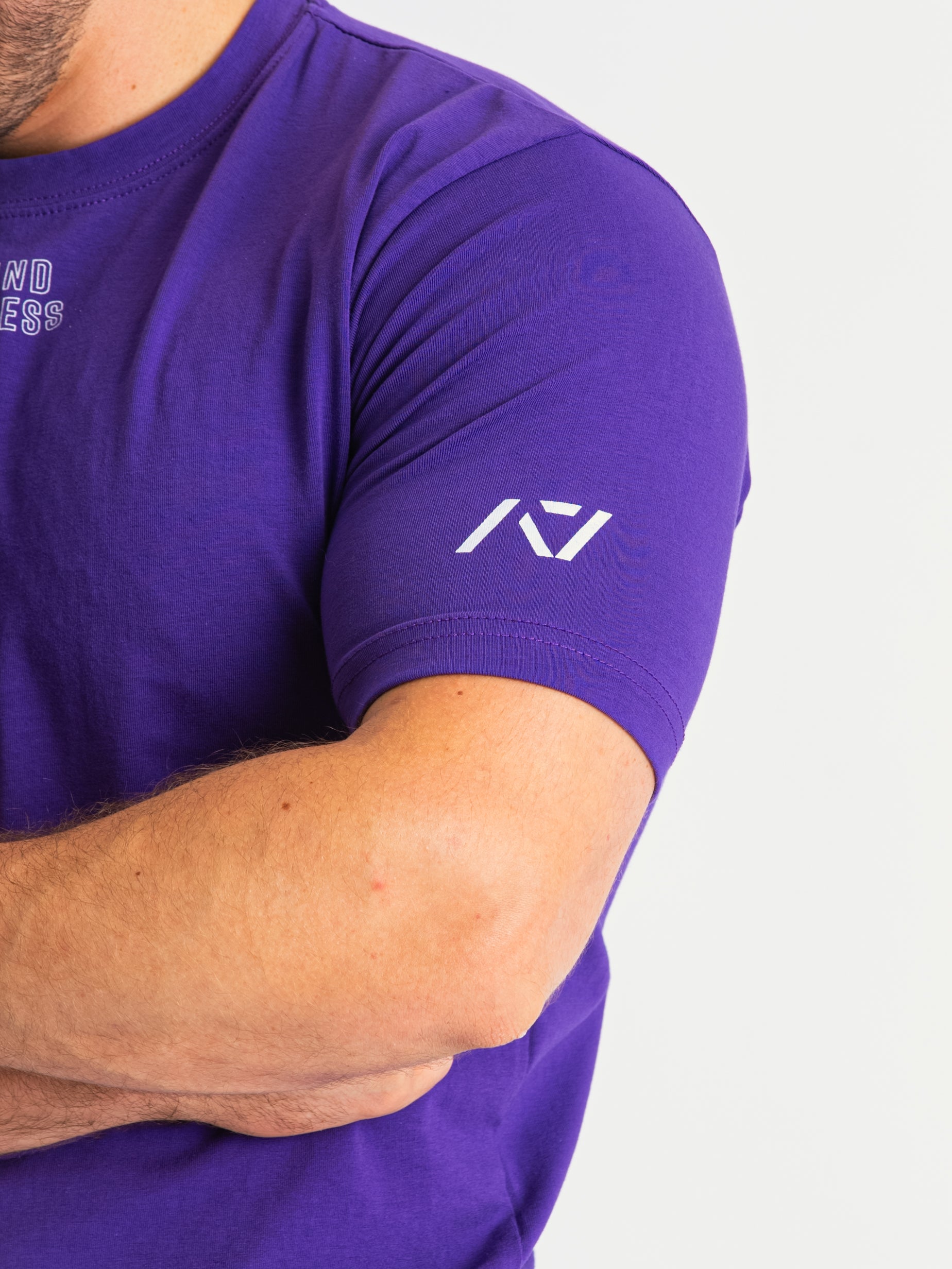 DG23 Purple is our new meet shirt design highlighting Demand Greatness with a double outline font to showcase your impact on the platform. The DG23 Meet Shirt is IPF Approved. The IPF Approved Kit includes Powerlifting Singlet, A7 Meet Shirt, A7 Zebra Wrist Wraps, A7 Deadlift Socks, Hourglass Knee Sleeves (Stiff Knee Sleeves and Rigor Mortis Knee Sleeves). Genouill�res powerlifting shipping to France, Spain, Ireland, Germany, Italy, Sweden and EU.