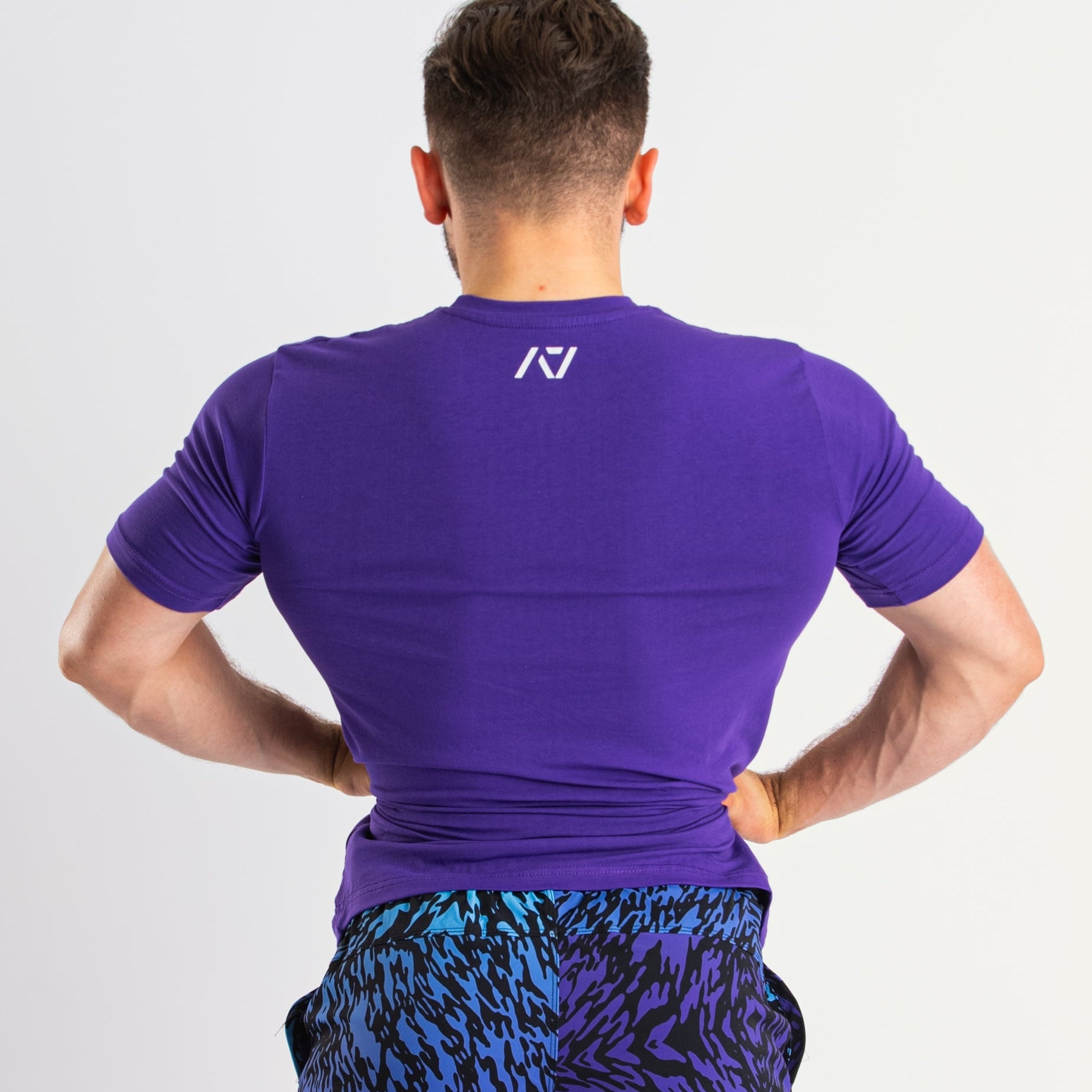 DG23 Purple is our new meet shirt design highlighting Demand Greatness with a double outline font to showcase your impact on the platform. The DG23 Meet Shirt is IPF Approved. The IPF Approved Kit includes Powerlifting Singlet, A7 Meet Shirt, A7 Zebra Wrist Wraps, A7 Deadlift Socks, Hourglass Knee Sleeves (Stiff Knee Sleeves and Rigor Mortis Knee Sleeves). Genouill�res powerlifting shipping to France, Spain, Ireland, Germany, Italy, Sweden and EU.