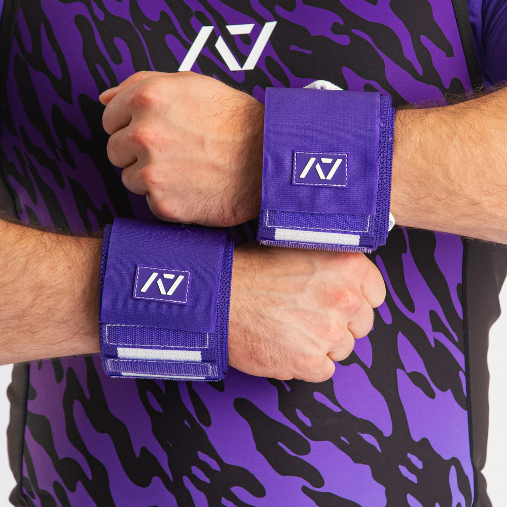 
                      
                        A7 IPF Approved Zebra Wraps feature strips of velcro on the wraps, allowing Zebra Wraps to conform fully to your unique preference of tightness. 3 lengths and 4 stiffnesses (Flexi, Mids, Stiff, and Rigor Mortis). The IPF Approved Kit includes Powerlifting Singlet, A7 Meet Shirt, A7 Zebra Wrist Wraps, A7 Deadlift Socks, Hourglass Knee Sleeves (Stiff Knee Sleeves and Rigor Mortis Knee Sleeves). Genouill�res powerlifting shipping to France, Spain, Ireland, Germany, Italy, Sweden and EU.
                      
                    