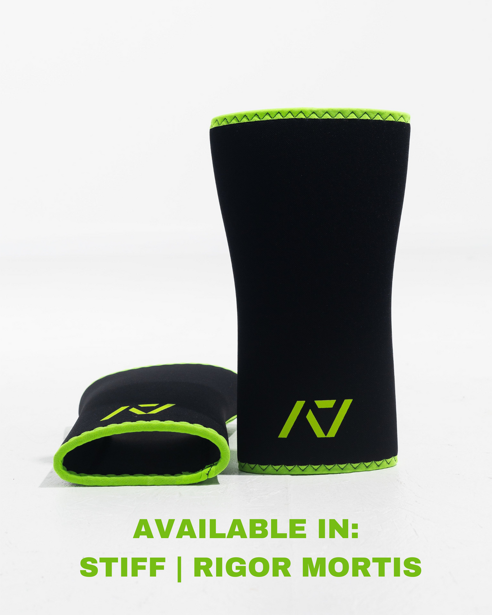 A7 IPF Approved Hourglass Knee Sleeves feature an hourglass-shaped taper fit to provide knee compression while maintaining proper tightness around the calf and quad, offered in three stiffnesses (Flexi, Stiff and Rigor Mortis). The IPF Approved Kit includes Powerlifting Singlet, A7 Meet Shirt, A7 Zebra Wrist Wraps, A7 Deadlift Socks, Hourglass Knee, IPF Approved PAL Lever. Genouillères powerlifting shipping to France, Spain, Ireland, Germany, Italy, Sweden and EU.