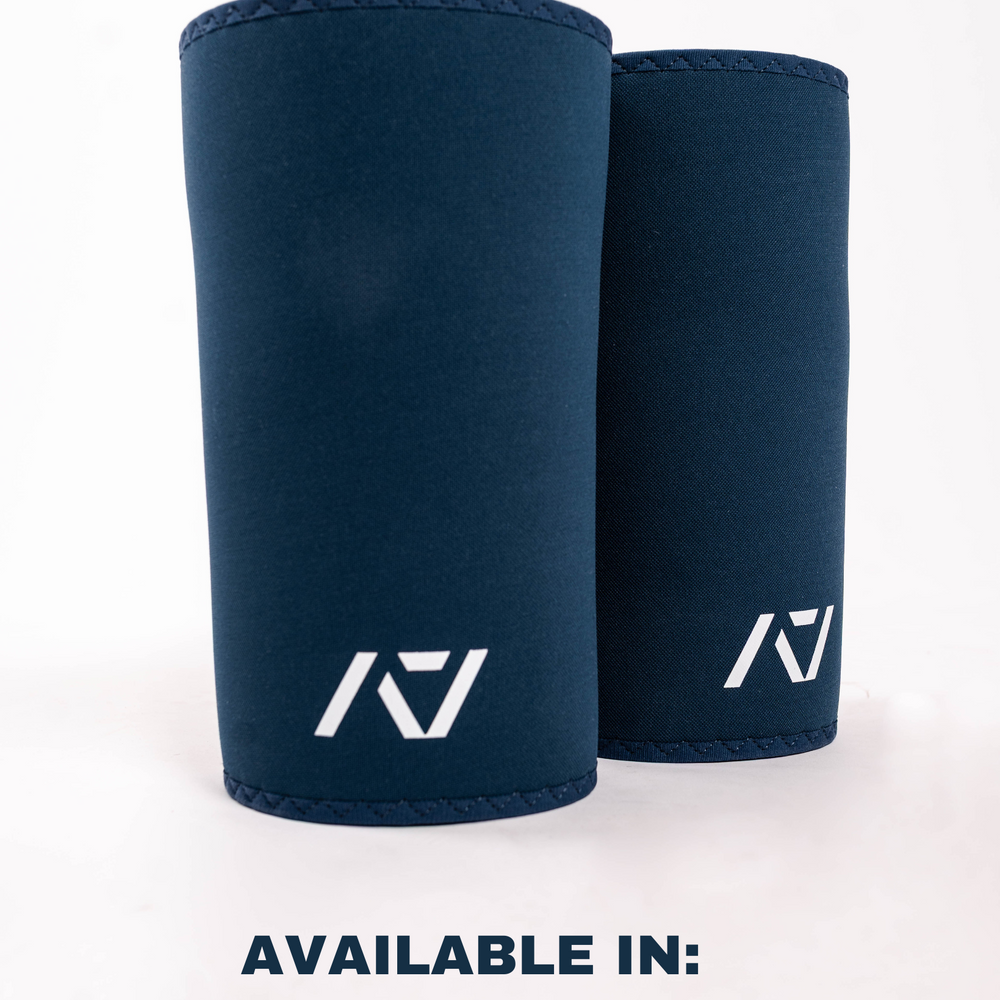 A7 IPF Approved Hourglass Knee Sleeves feature an hourglass-shaped centre taper fit to help provide knee compression while maintaining proper tightness around the calf and quad, offered in three stiffnesses (Flexi, Stiff and Rigor Mortis). Shop the full A7 Powerlifting IPF Approved Equipment collection. The IPF Approved Kit includes Powerlifting Singlet, A7 Meet Shirt, A7 Zebra Wrist Wraps and A7 Deadlift Socks. Genouill�res powerlifting shipping to France, Spain, Ireland, Germany, Italy, Sweden and EU.