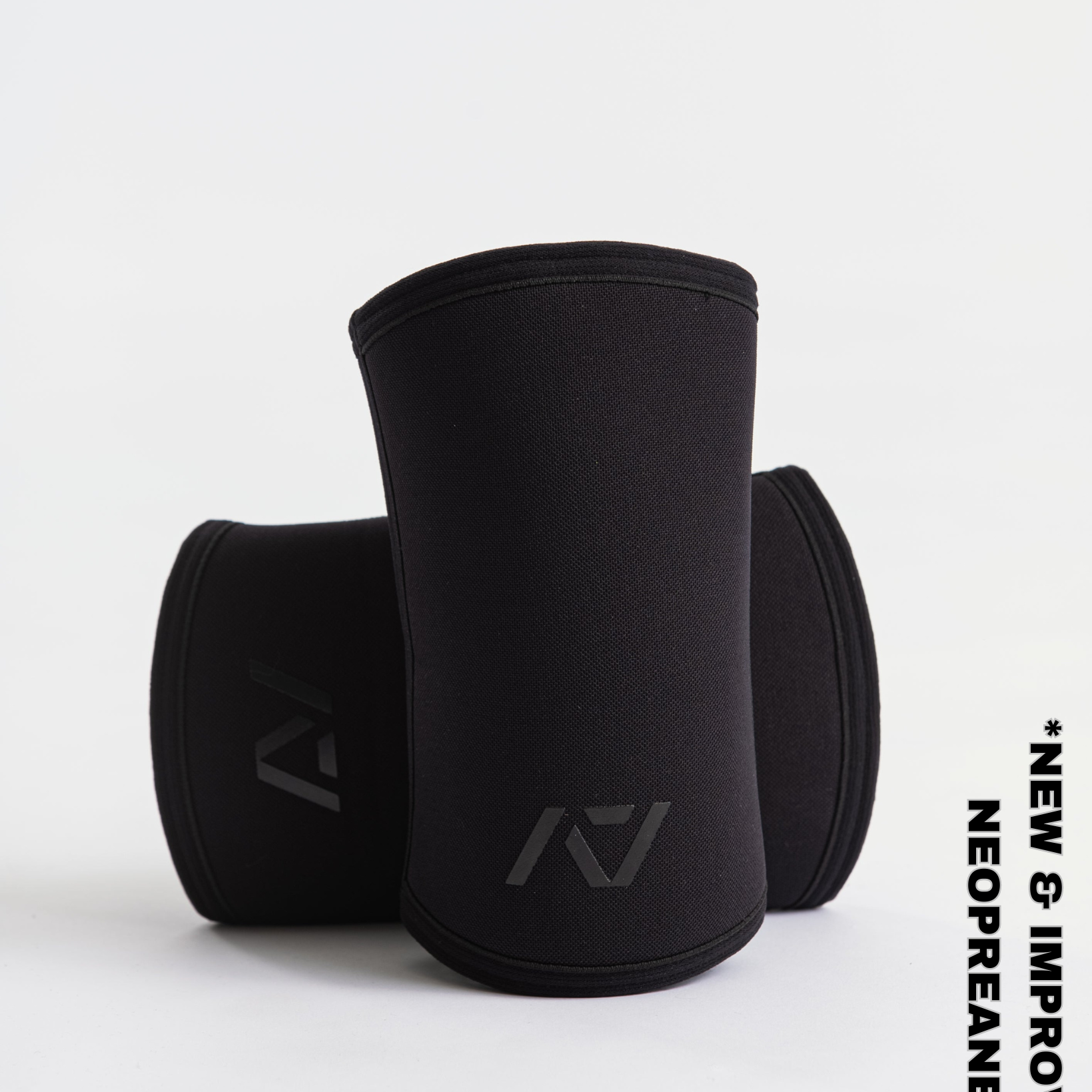 A7 Elbow Sleeves offer you even more support than before with the new and improved neoprene that we use in our Hourglass Knee Sleeves. These elbow sleeves provide support to the elbow joint, whilst allowing full range of motion. Genouill�res powerlifting shipping to France, Spain, Ireland, Germany, Italy, Sweden and EU.