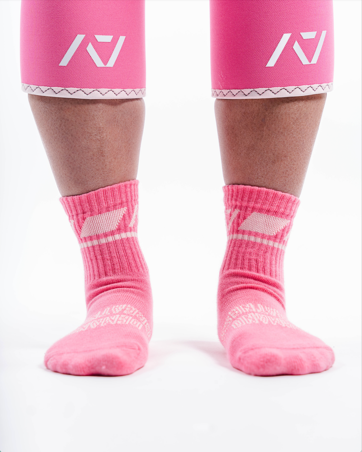 A7 Roseite Crew socks showcase pink logos and let your energy show on the platform, in your training or while out and about. The IPF Approved Night Light Meet Kit includes Powerlifting Singlet, A7 Meet Shirt, A7 Zebra Wrist Wraps, A7 Deadlift Socks, Hourglass Knee Sleeves (Stiff Knee Sleeves and Rigor Mortis Knee Sleeves). Genouill�res powerlifting shipping to France, Spain, Ireland, Germany, Italy, Sweden and EU.