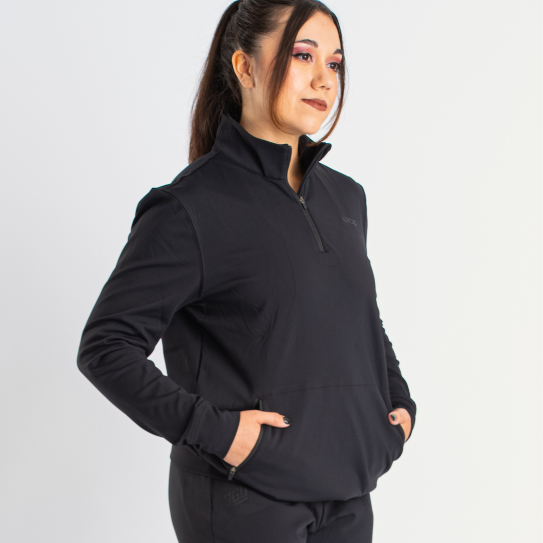 Cobra Quarter Zip Jacket offers unmatched comfort, and style for all strength athletes. The moisture-wicking fabric keeps you dry and comfortable in and out the gym. Featuring a quarter zip cut with durable YKK zippers, this jacket is built for both functionality and style. Designed with a unisex fit, it pairs perfectly with our matching Cobra 360Go 1Z Joggers and Shorts. Genouill�res powerlifting shipping to France, Spain, Ireland, Germany, Italy, Sweden and EU.