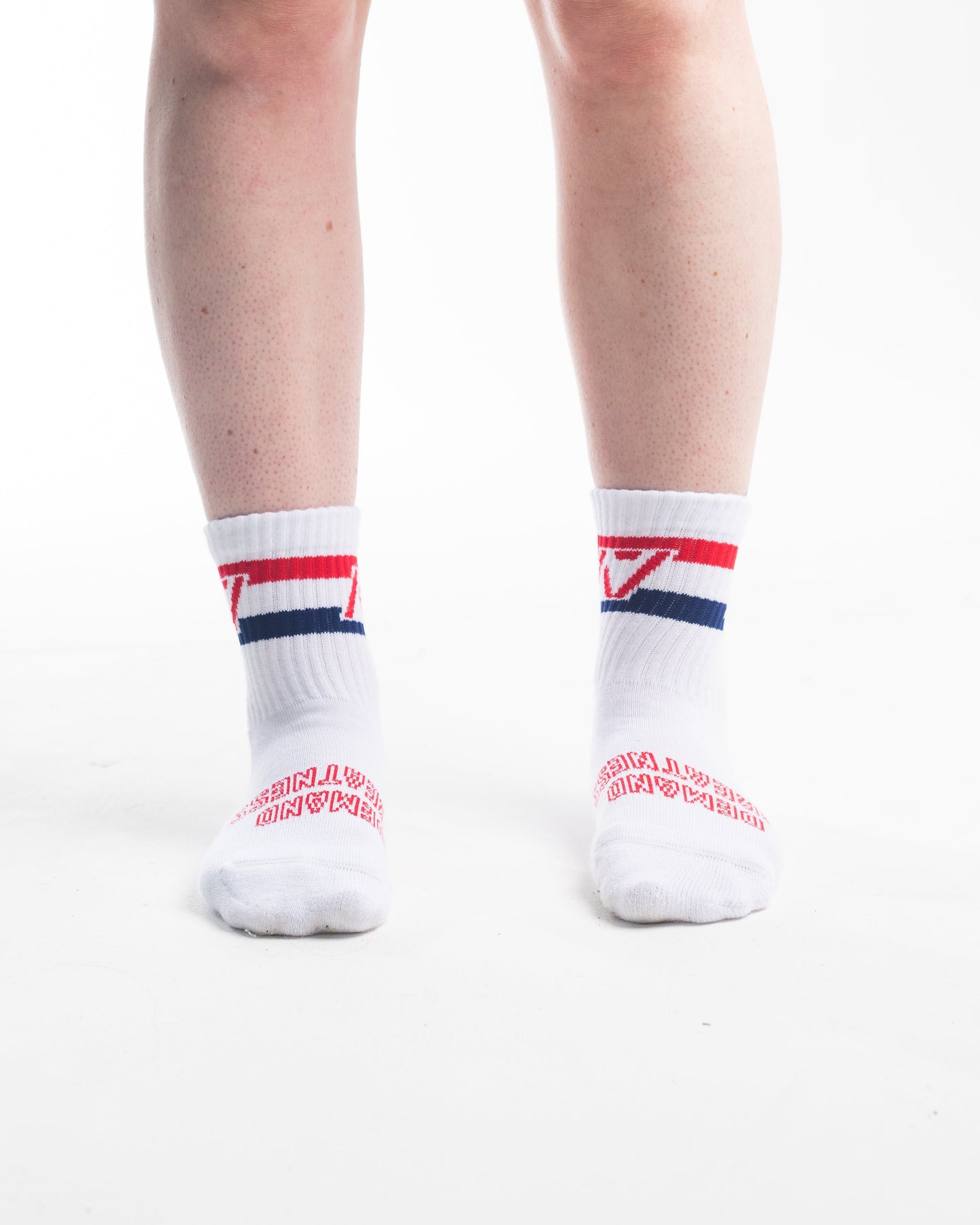 A7 RWB Crew socks showcase red, white and blue logos to let your energy show on the platform, in your training or while out and about. The IPF Approved Shadow Stone Meet Kit includes Powerlifting Singlet, A7 Meet Shirt, A7 Zebra Wrist Wraps, A7 Deadlift Socks, Hourglass Knee Sleeves (Stiff Knee Sleeves and Rigor Mortis Knee Sleeves). Genouillères powerlifting shipping to France, Spain, Ireland, Germany, Italy, Sweden and EU.