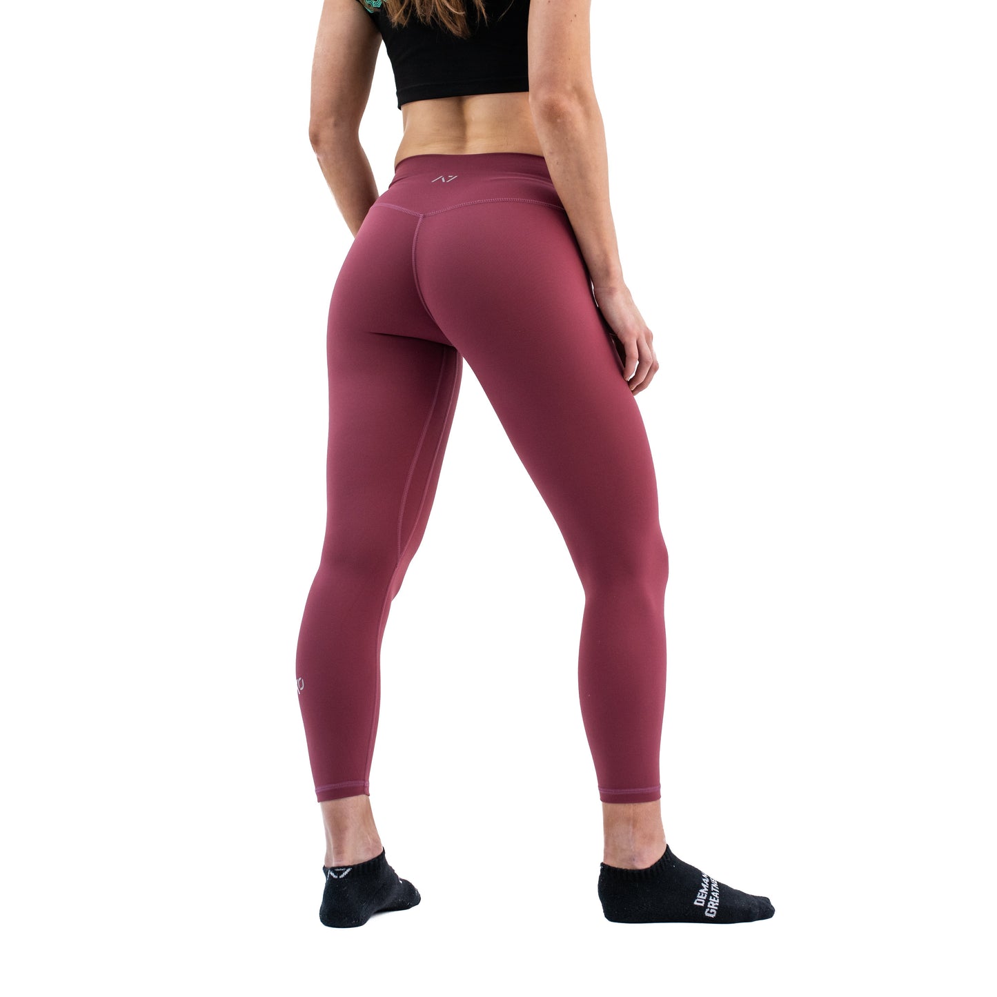 A7 XO Leggings are here! Made from super-soft moisture-wicking material, these are comfortable to wear during your workout or just to lounge around in. The best Powerlifting apparel and accessories for all your workouts. Available in UK and Europe including France, Italy, Germany, Sweden and Poland.